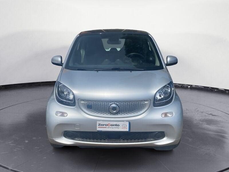 smart fortwo EQ Passion