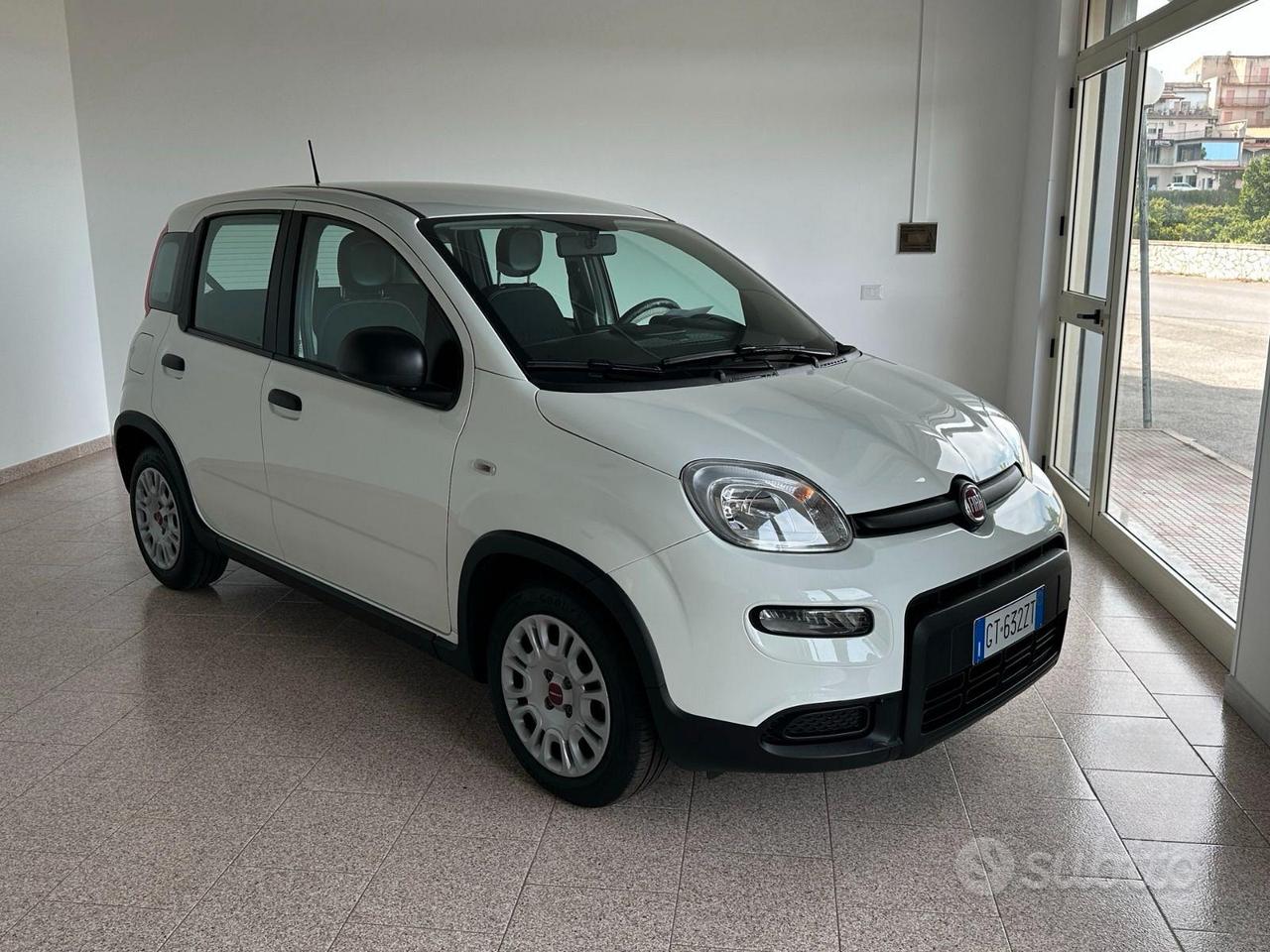 Fiat Panda 1.0 Hybrid - 2024 - 14.000km - NESSUN VINCOLO - In garanzia Fiat