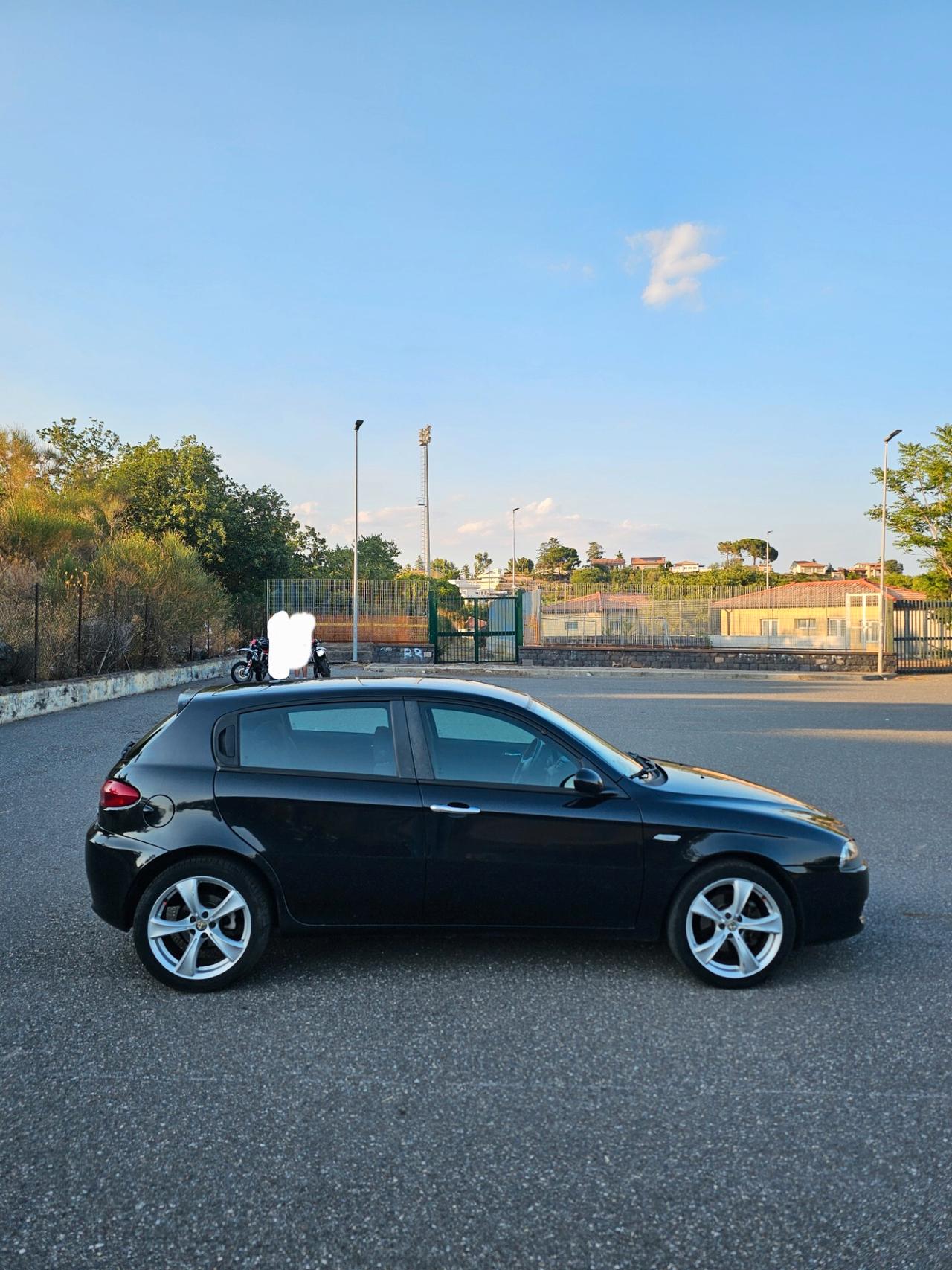 Alfa Romeo 147 1.9 JTD M-JET 16V 5 porte Q2