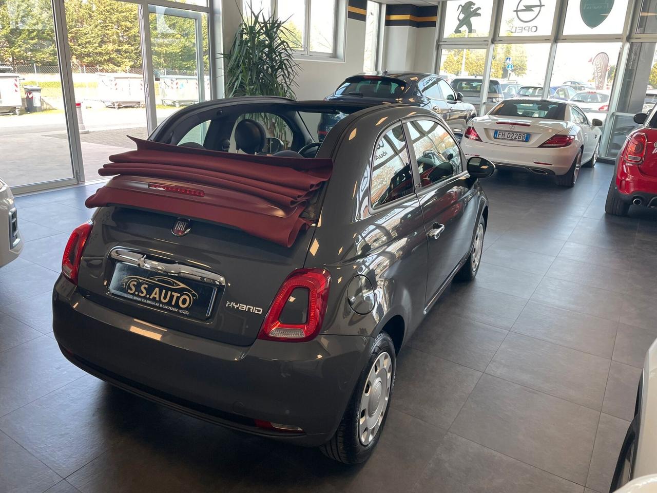 Fiat 500 C 1.0 Hybrid Red