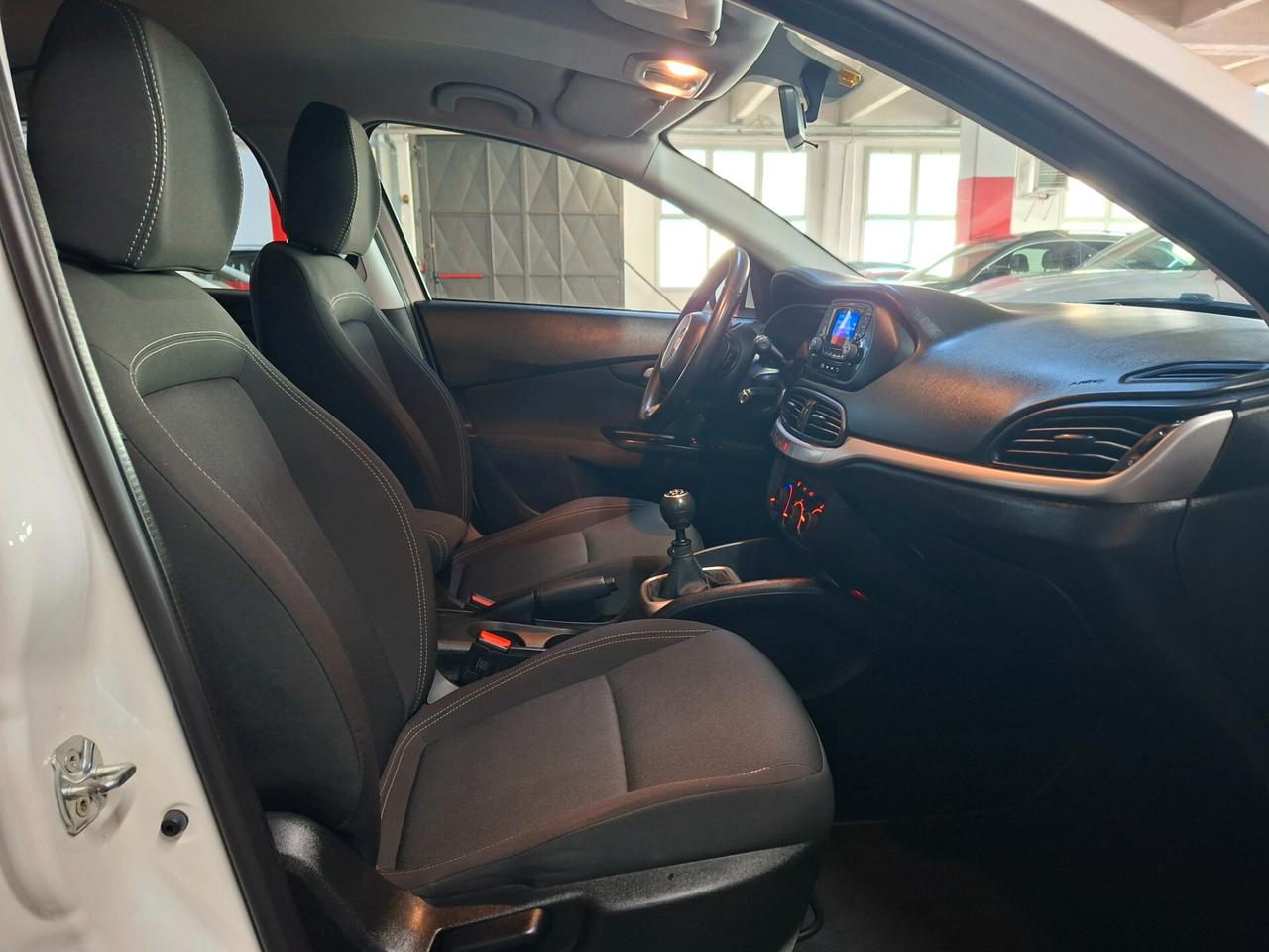 Fiat Tipo 1.4 SW Lounge 79000KM!! C.LEGA BLUETOOTH