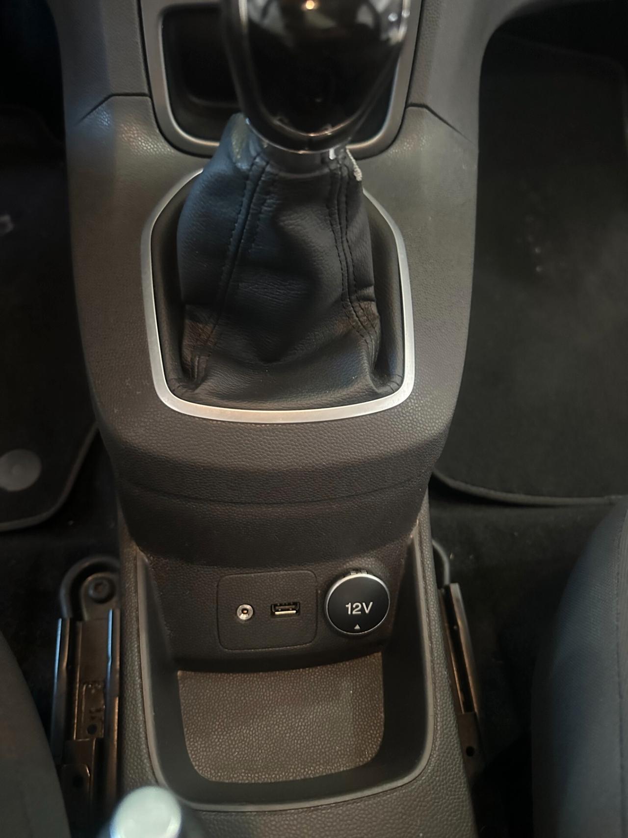 Ford Fiesta 1.0 80CV 5 porte Titanium OK NEOPATENTATI