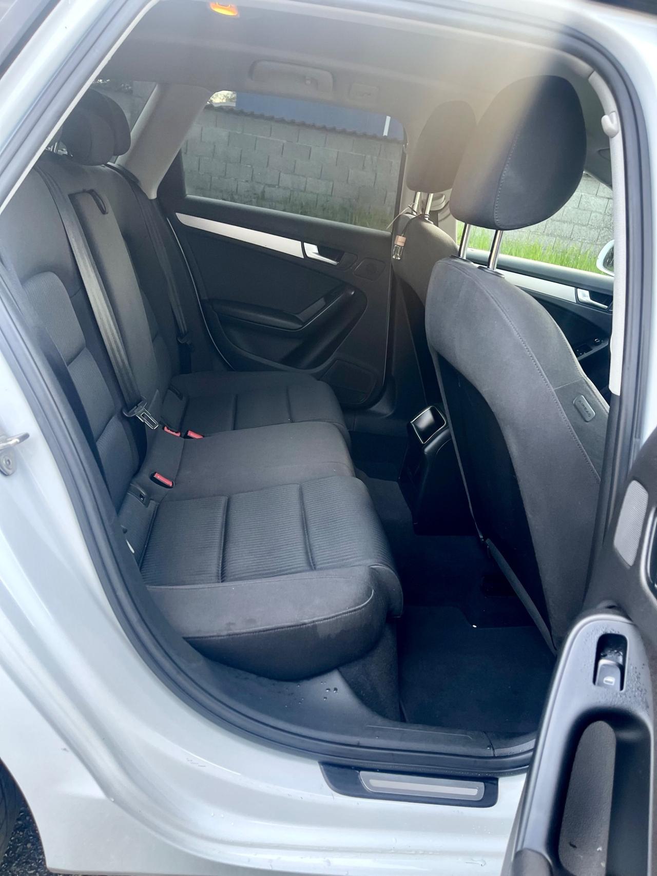 Audi A4 1.8 TFSI 120 CV Ambiente