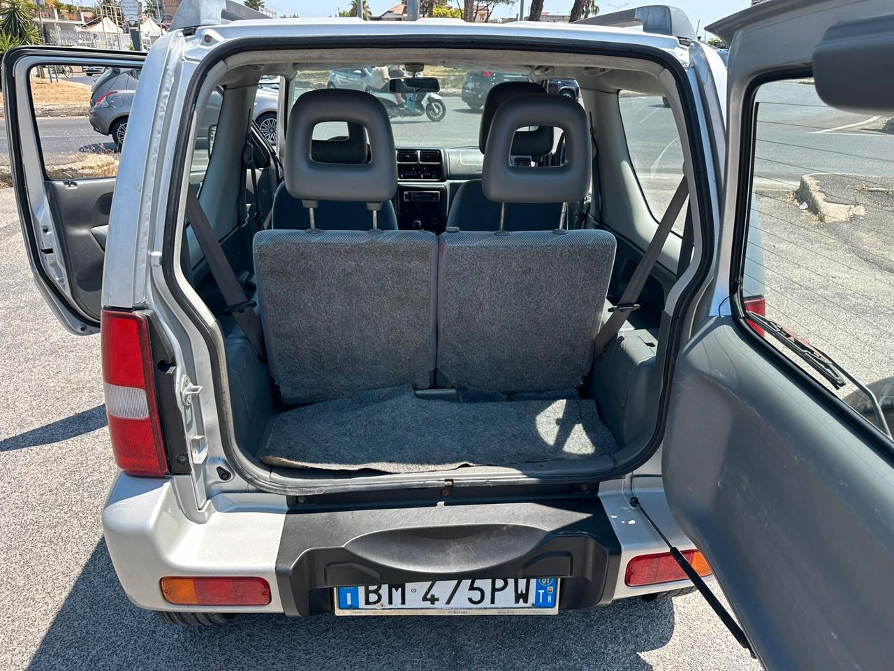 SUZUKI JIMNY JLX 4WD 1.3i 16V 82CV