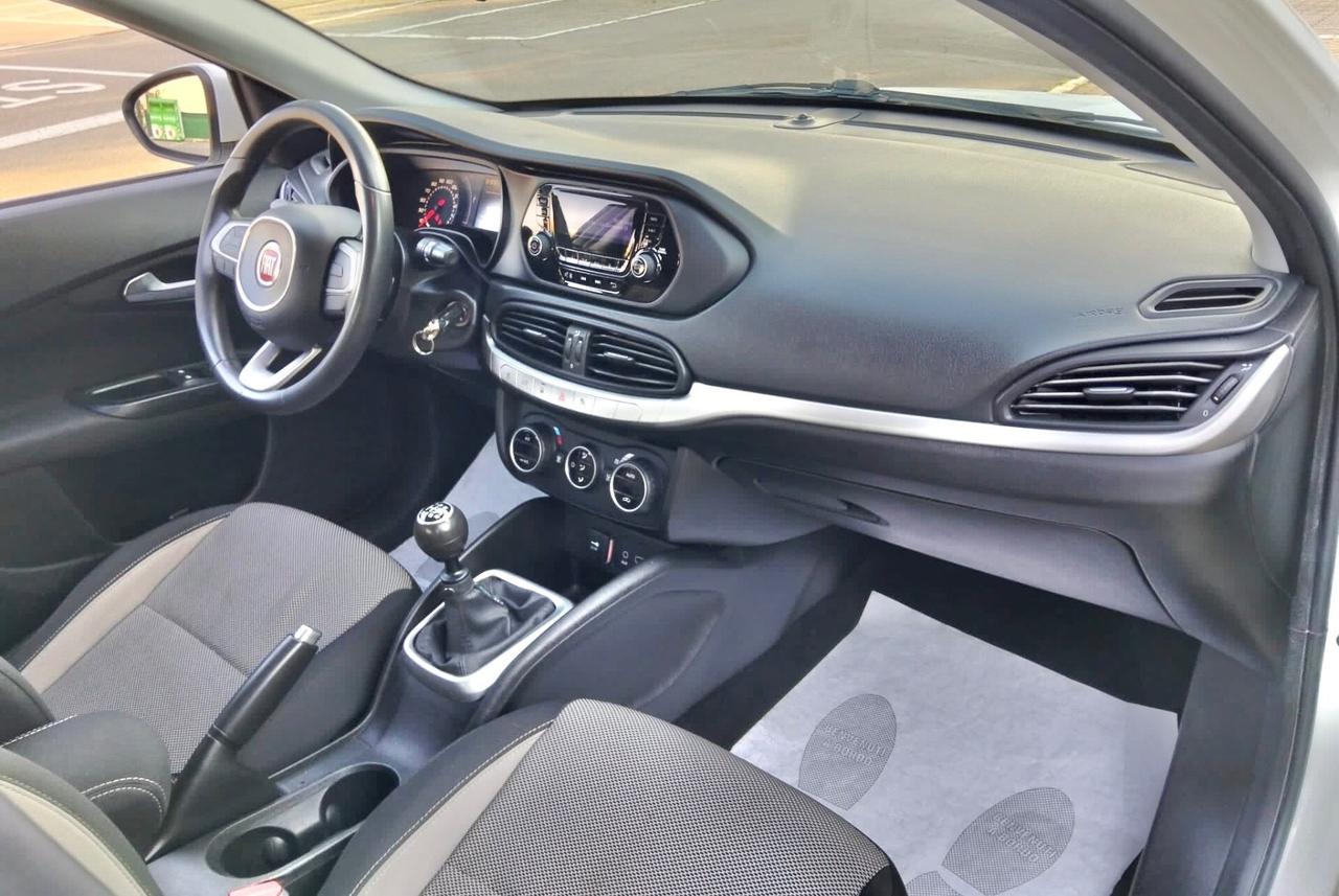 Fiat Tipo 1.4 4 porte 95Cv*Cerchi*Clima automatico*Euro 6
