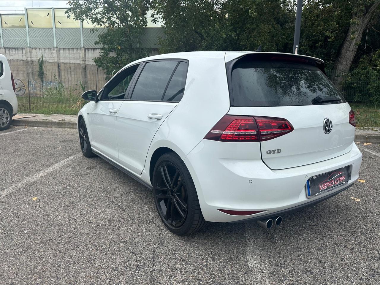 Volkswagen Golf 2.0 TDI DSG 3p. Highline BlueMotion Technology