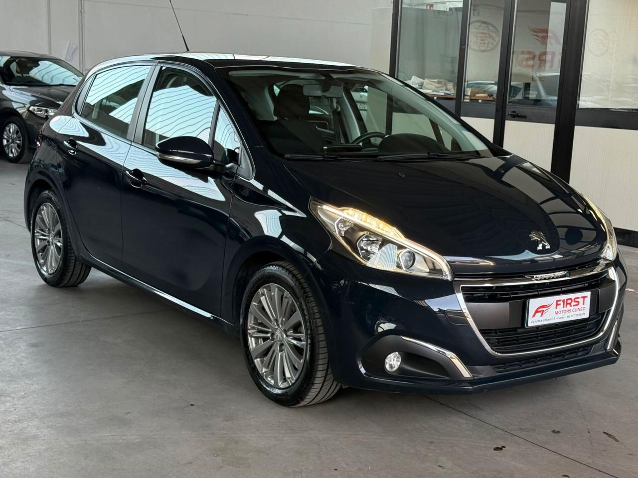 Peugeot 208 PureTech 82 5 porte Allure