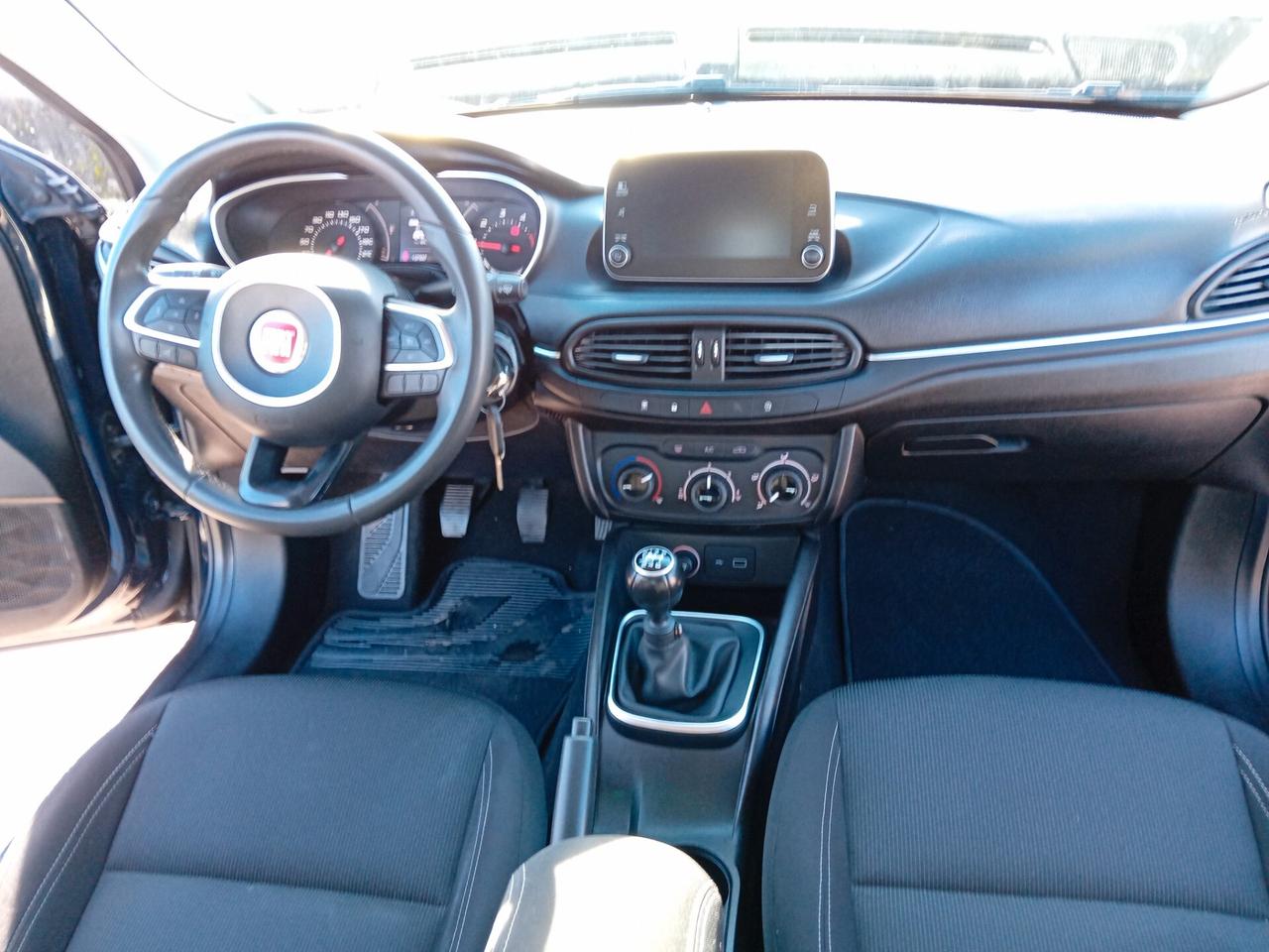 Fiat Tipo 1.6 mjet Easy 5 p 2019