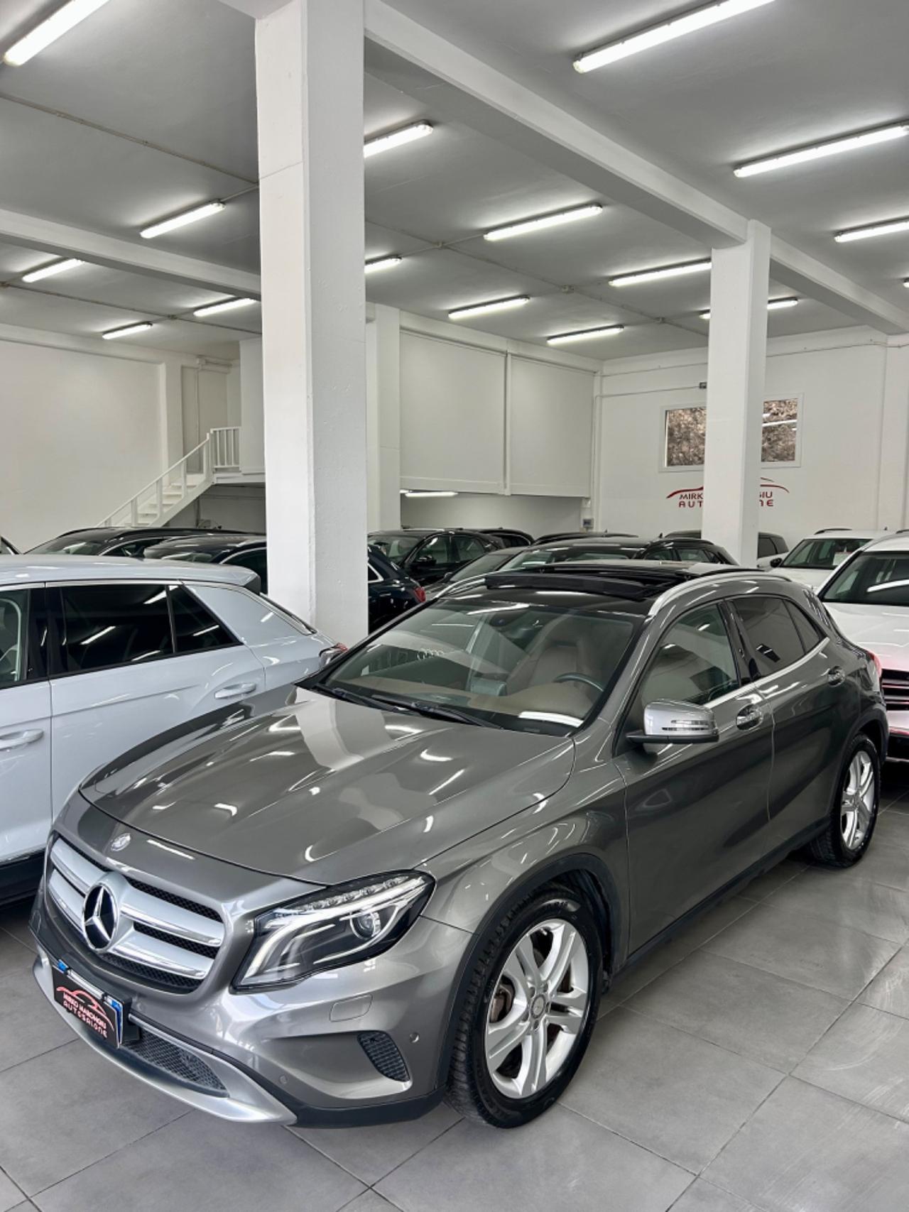 Mercedes GLA 220 CDI 4Matic Premium PROMO
