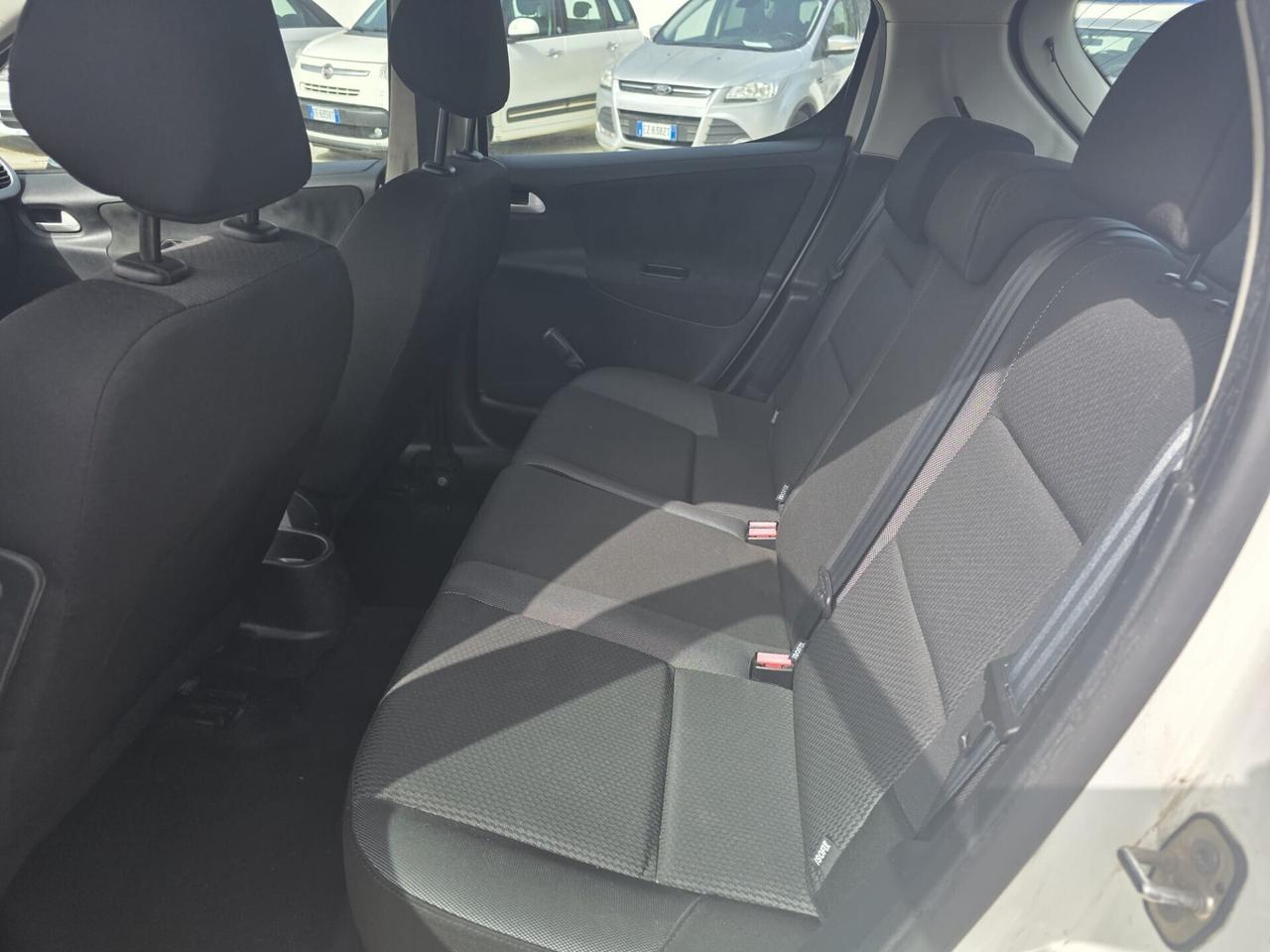 Peugeot 207 1.4 HDi 70CV FAP 5p. X Line