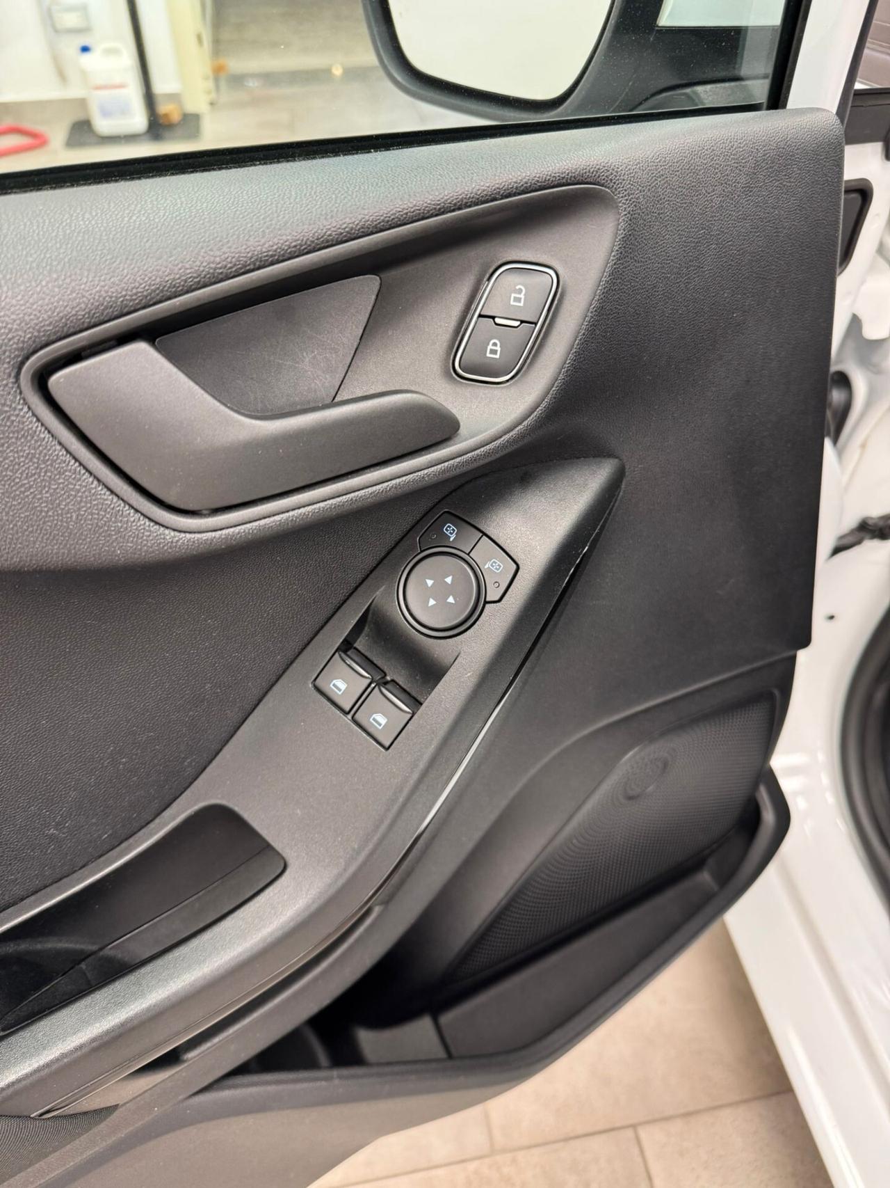 Ford Fiesta 1.1 75 CV 5 porte Titanium