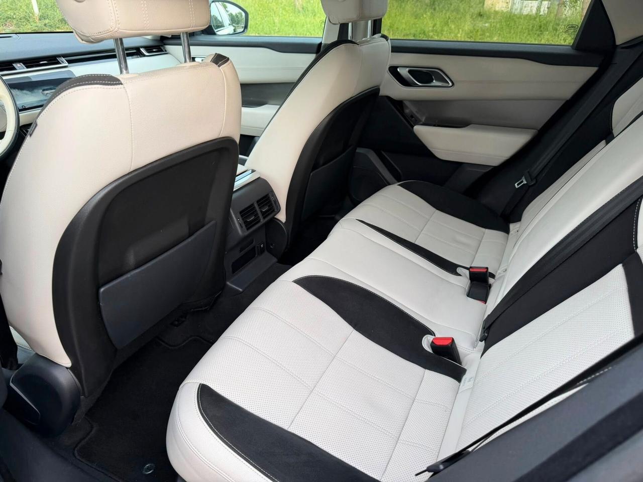 Land Rover Range Velar 2.0D I4 180 CV R-Dynamic HSE