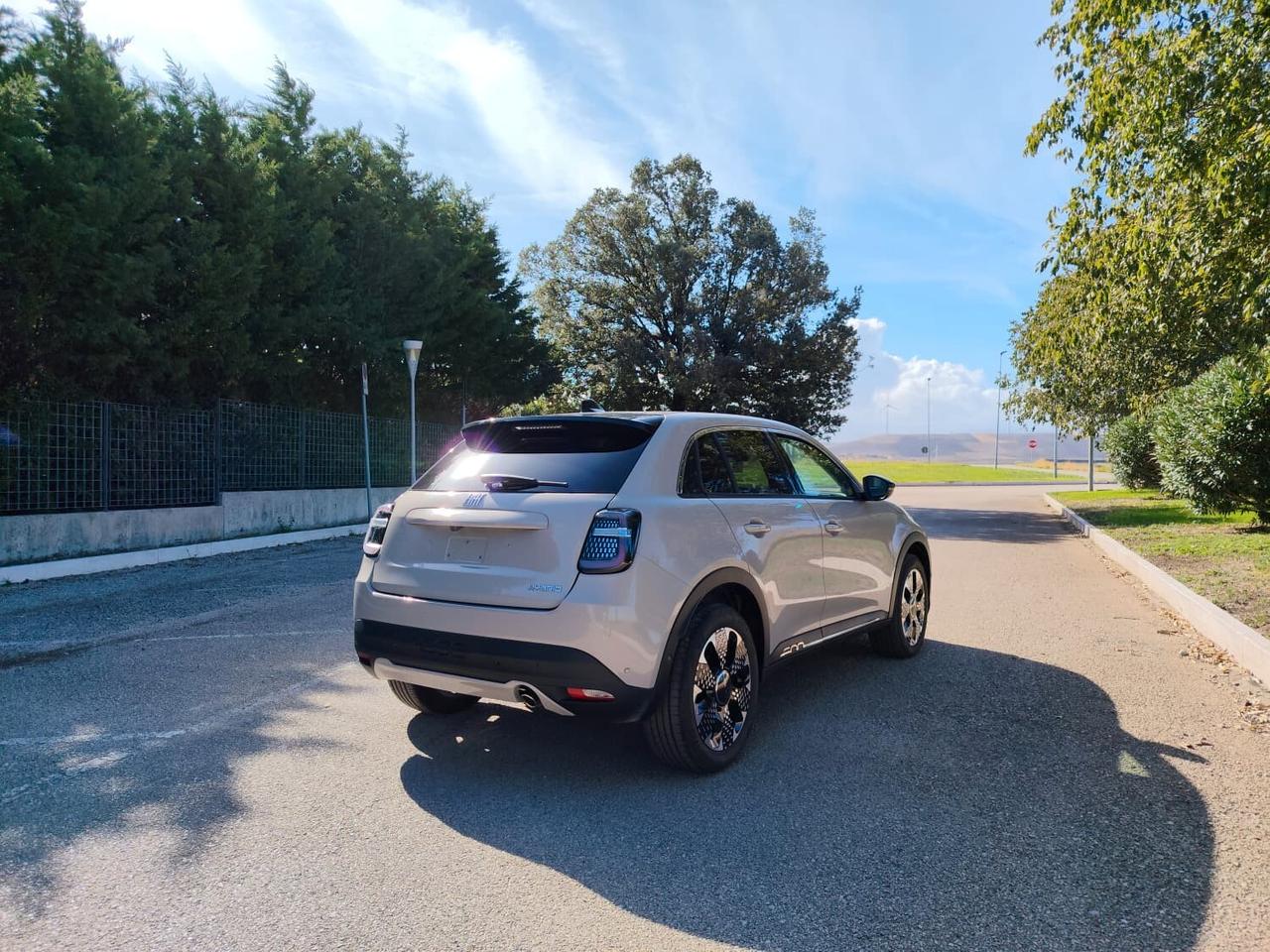 Fiat 600 Hybrid 110 CV DCT MHEV La Prima