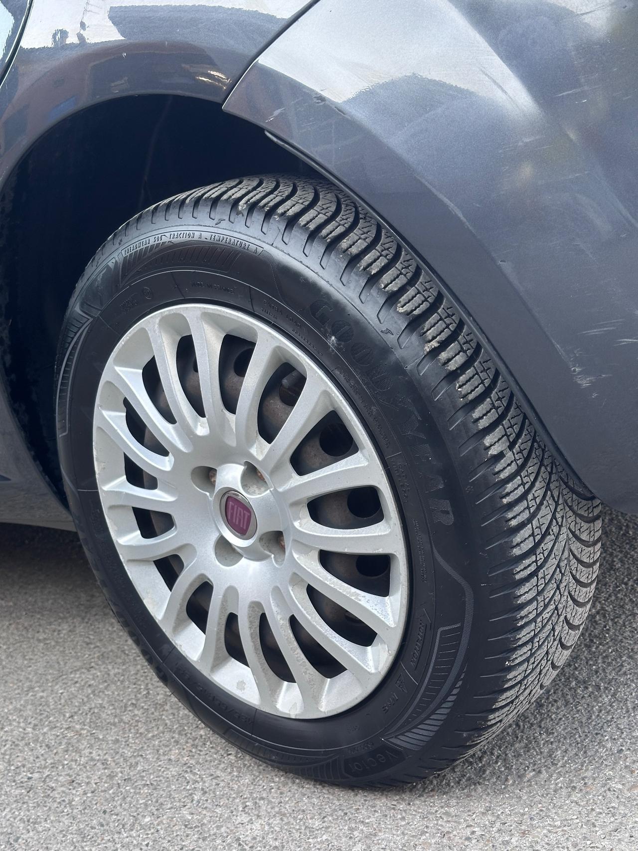 Fiat Grande Punto 1.4 solo 95mila km unipro