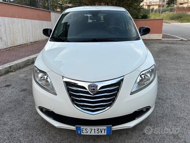 Lancia Ypsilon 1.3 MJT 95 KM CERTIFICATI