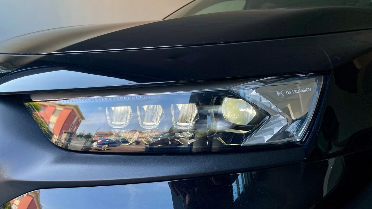 DS7 1.5 PERFORMANCE LINE 130 CV - FULL LED, PELLE, NEOPATENTATI