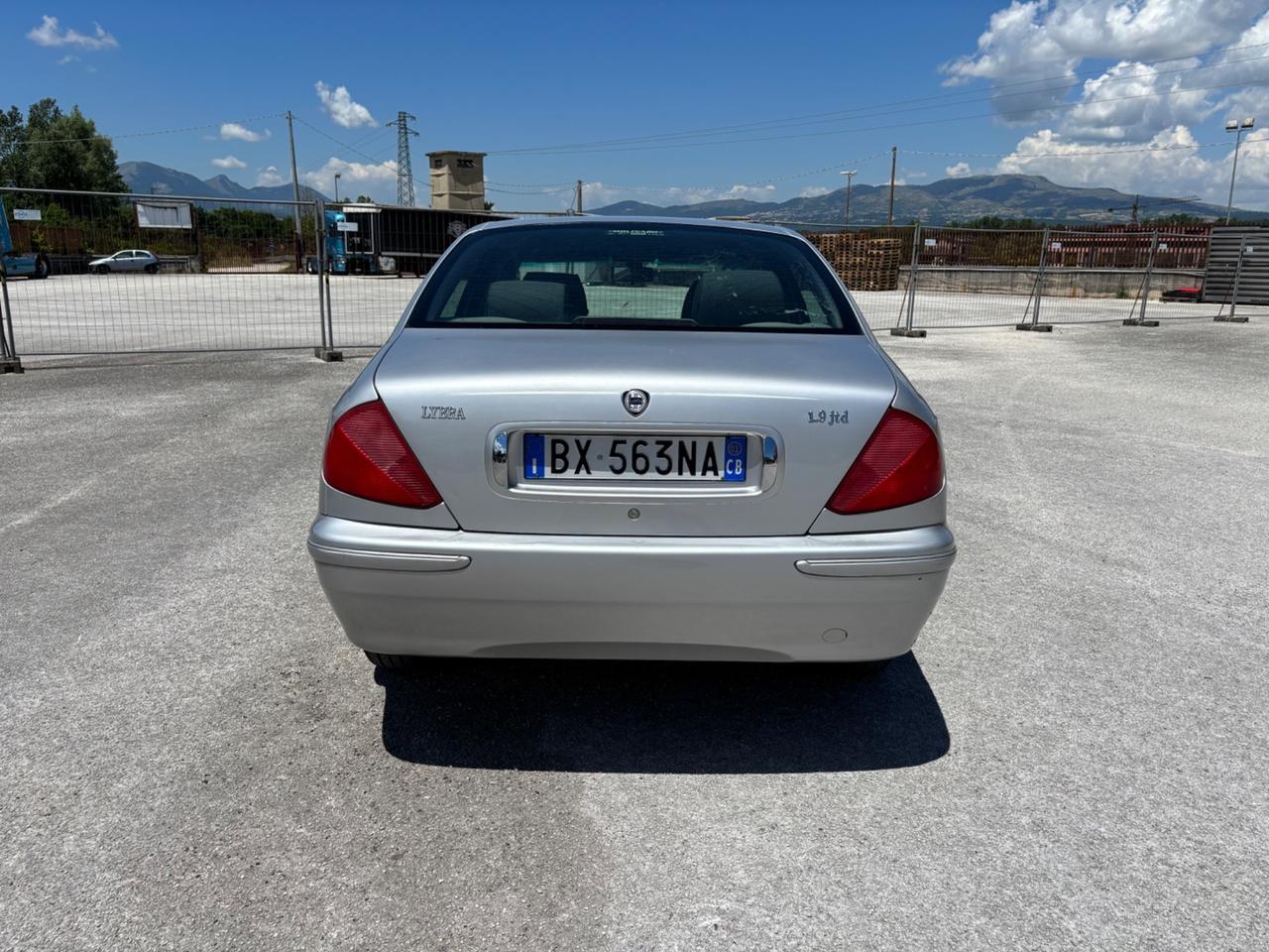 Lancia Lybra 1.9 JTD cat Intensa