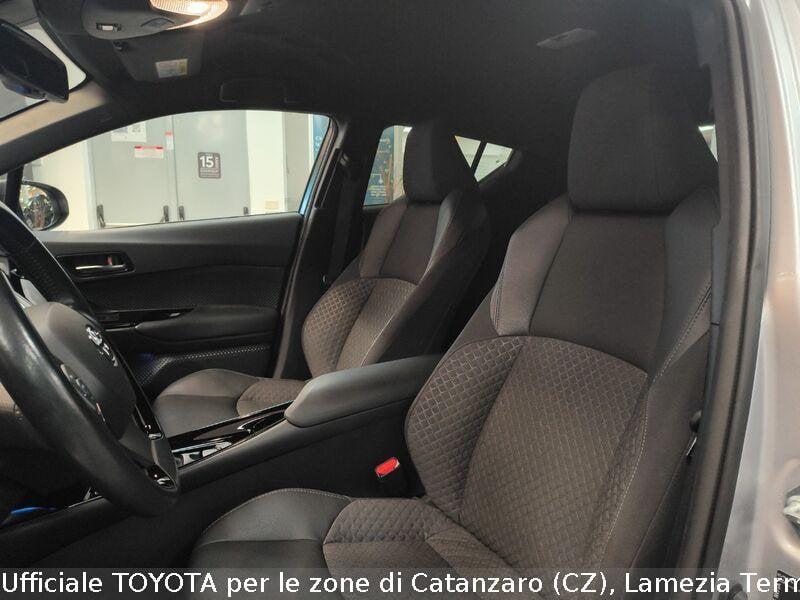 Toyota C-HR C-HR 1.8 Hybrid E-CVT Trend