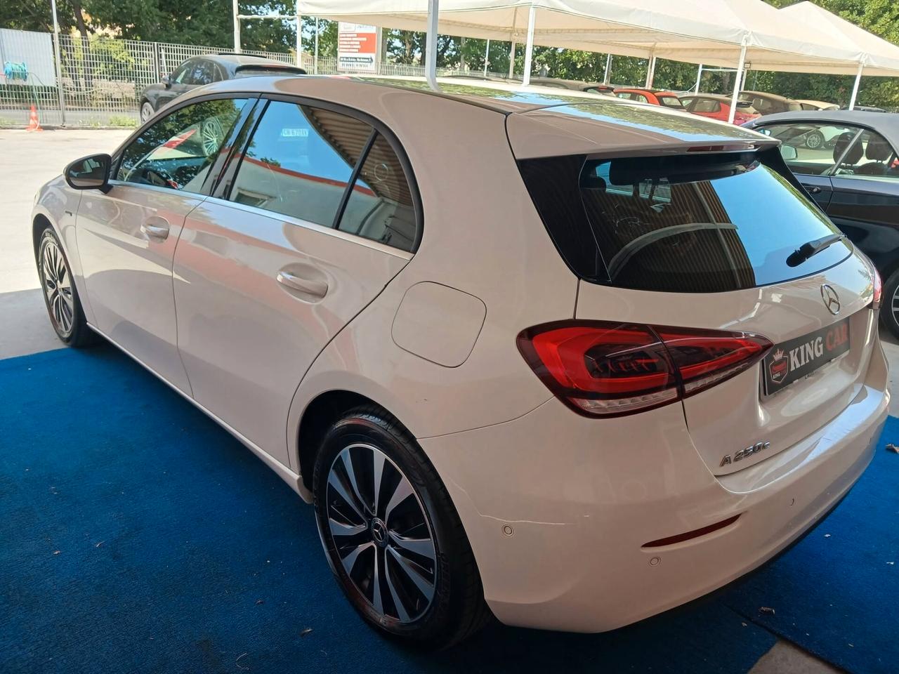 Mercedes-benz A 250 e Automatic EQ-Power Business Extra