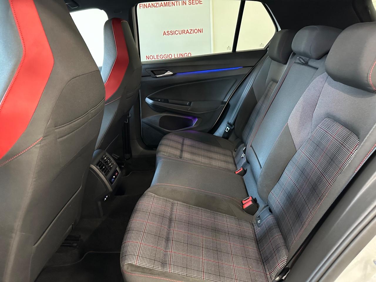 Volkswagen Golf GTI Golf 2.0 TSI GTI DSG PERFORMANCE