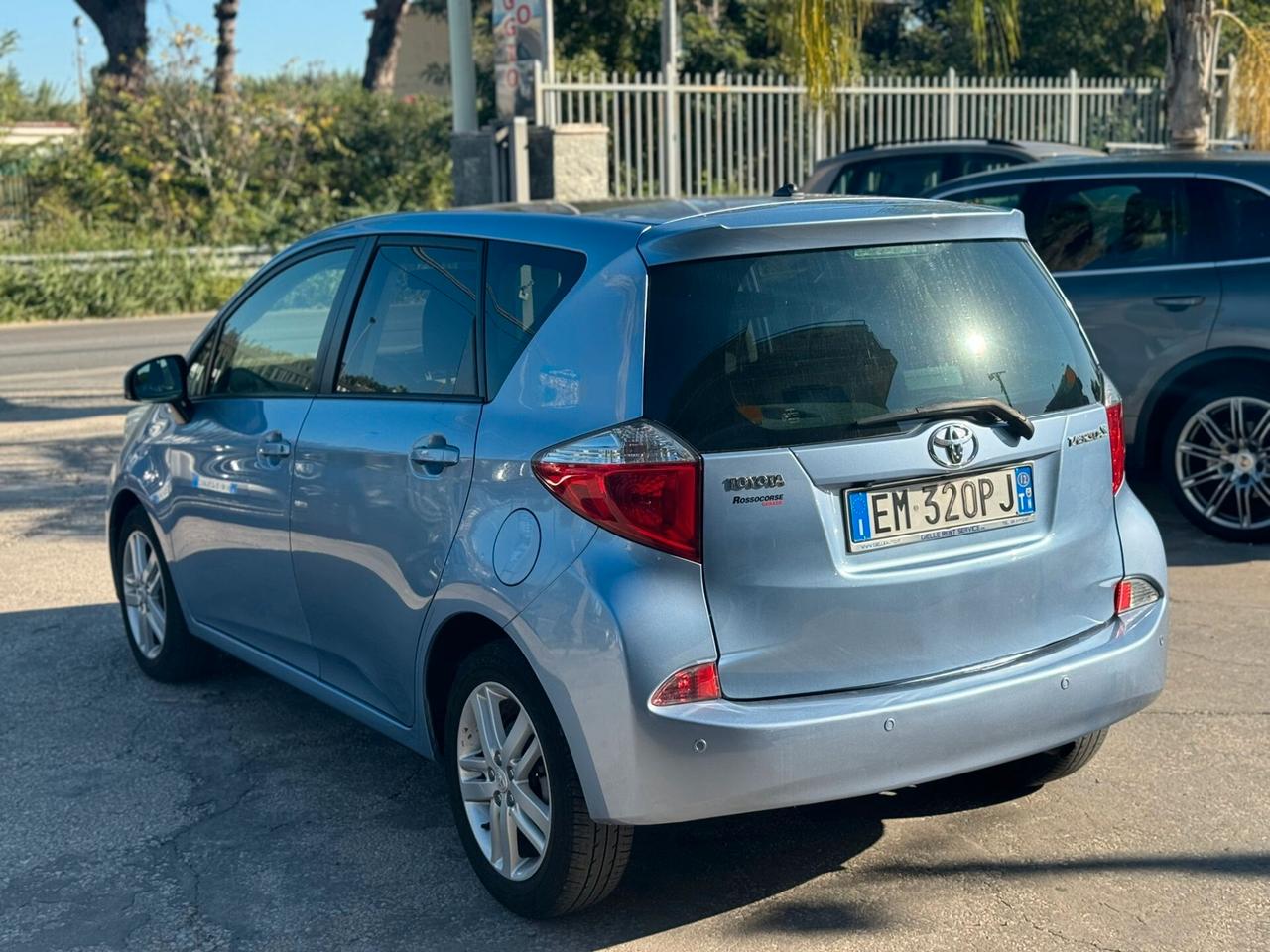 Toyota Verso-S 1.3 MT Lounge CAMBIO AUTOMATICO