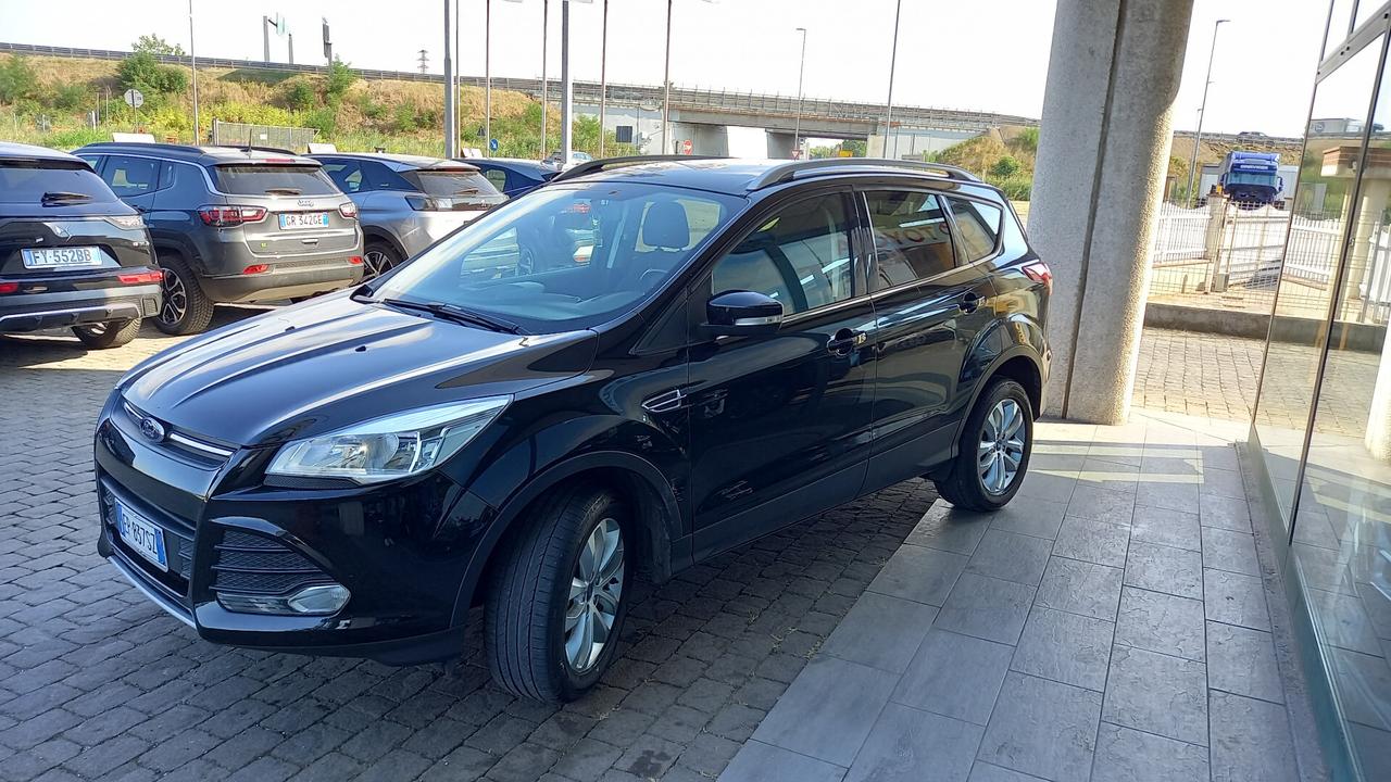Ford Kuga 2.0 TDCI 140 CV 4WD Titanium