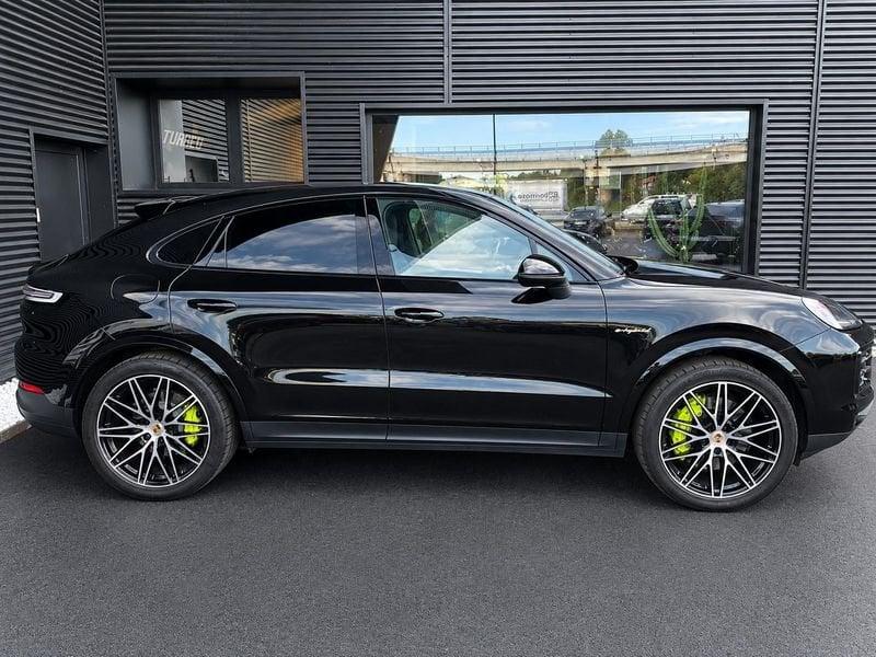 Porsche Cayenne Coupè Coupè 3.0 V6 e-hybrid 5p.ti tiptronic 470 CV