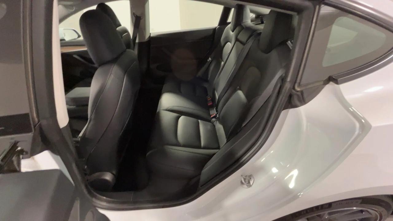 Tesla Model 3 Model 3 Standard rwd Plus