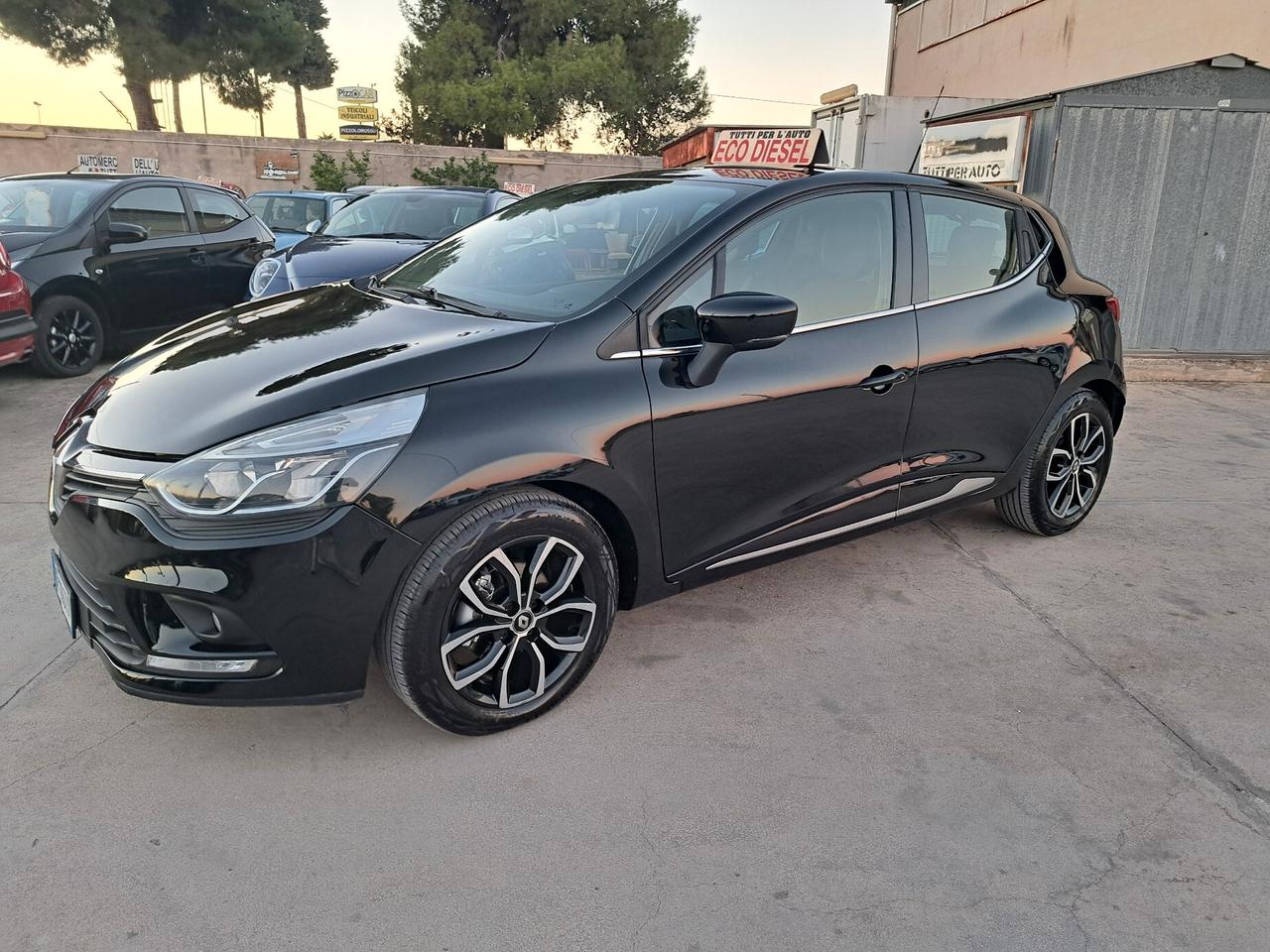 Renault Clio 1.5 dCi 75 CV Moschino - 2016