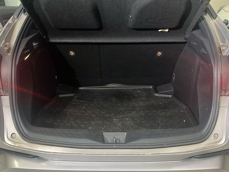 Toyota C-HR C-HR 1.8 Hybrid E-CVT Lounge