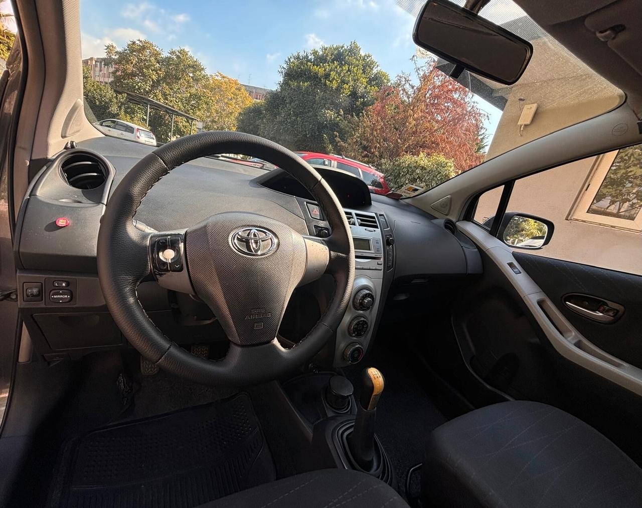 Yaris 1.4 D-4D 5 porte Navi