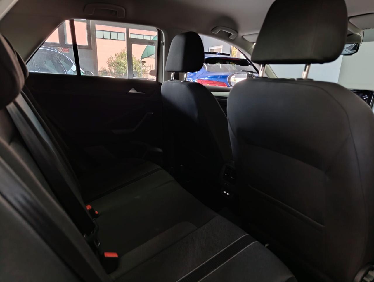 Volkswagen T-Roc Benzina Manuale