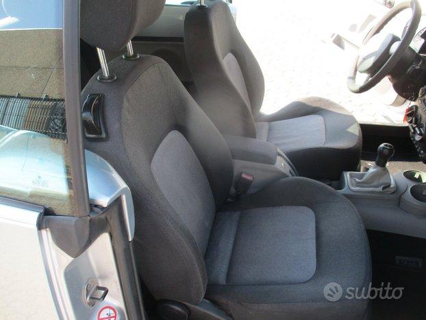 Volkswagen New Beetle 1.9 TDI 101CV Cabrio