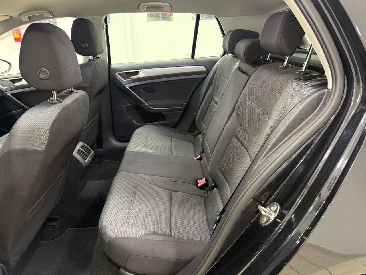 Volkswagen Golf 7 1.6 TDI 2016 full optional