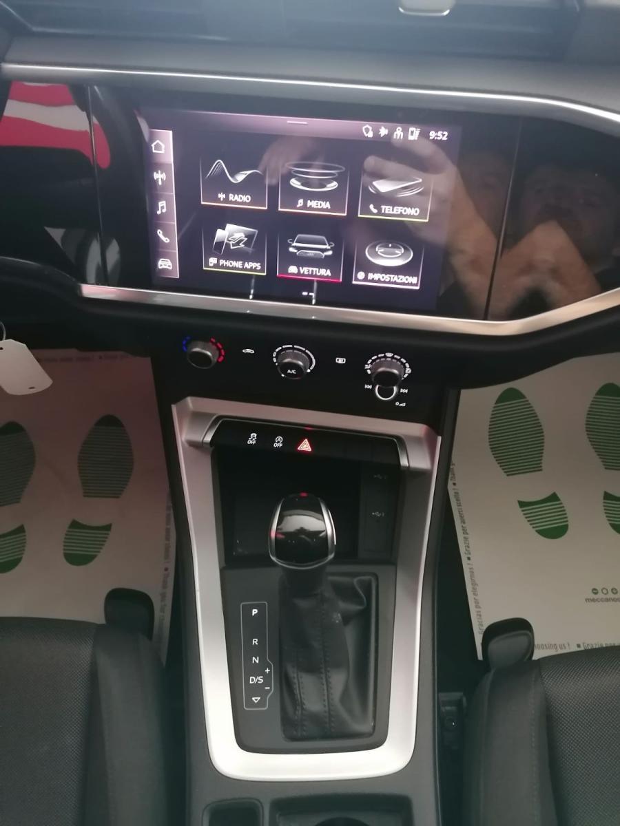 AUDI - Q3 - 2.0 TDI 150CV S tronic