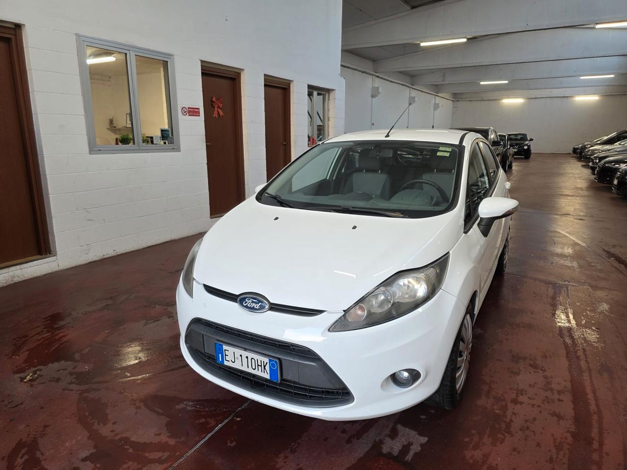Ford Fiesta 1.4 16V TITANIUM BUSNIESS GPL