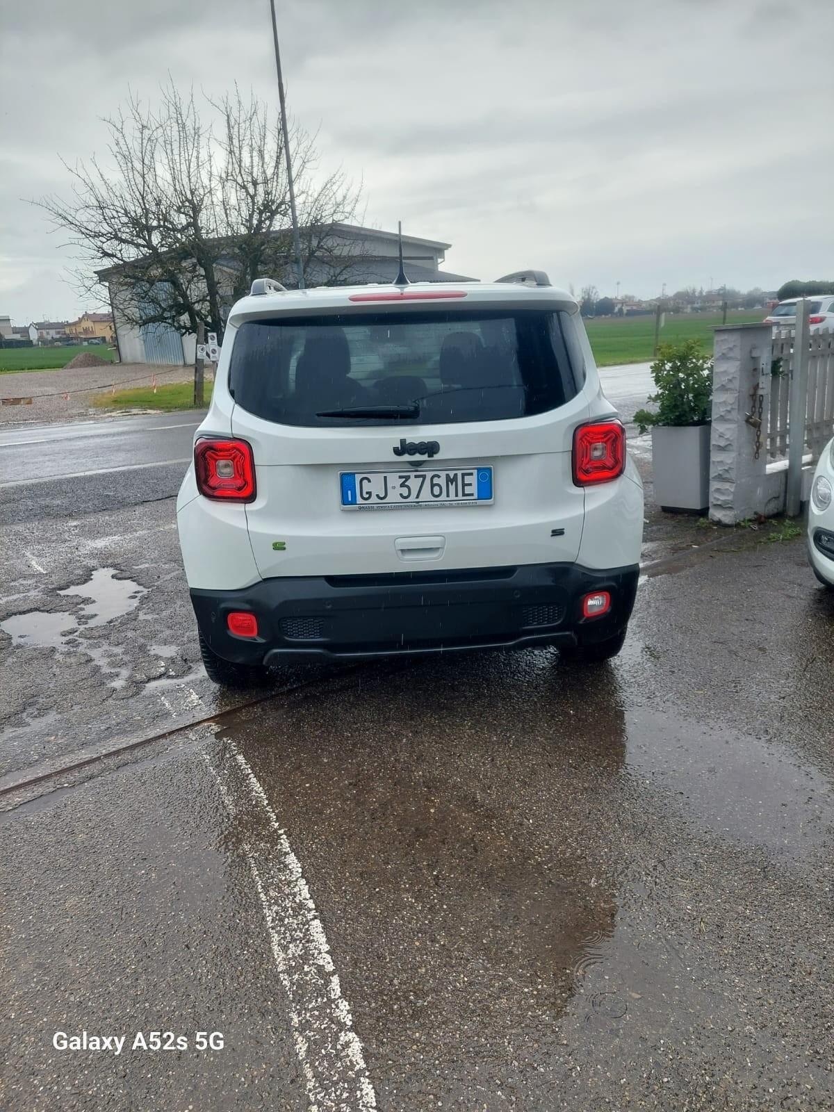 Jeep Renegade 1.5 Turbo T4 MHEV Limited