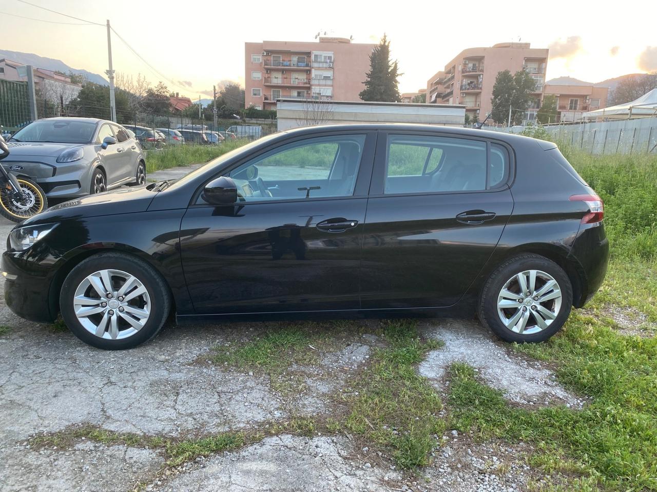 Peugeot 308 1.6 HDi 92 CV Active TUTTO INCLUSO