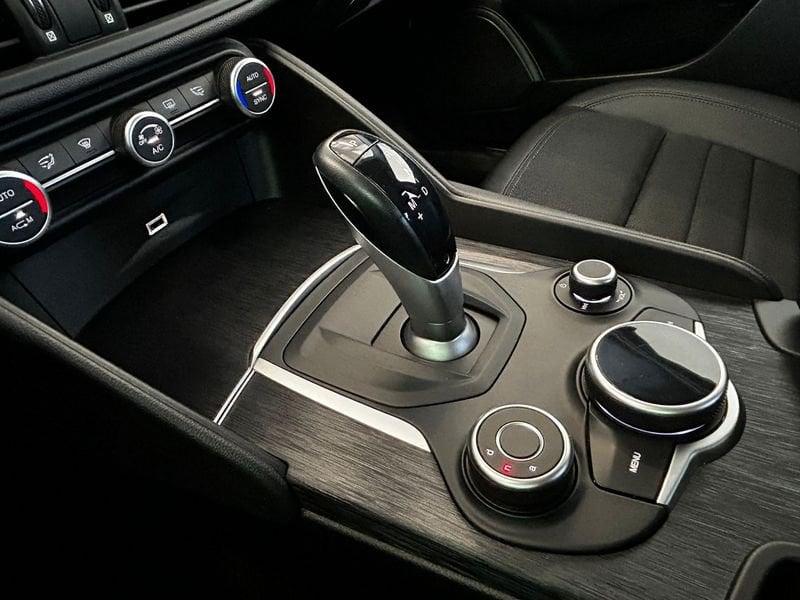 Alfa Romeo Giulia 2.2 Turbodiesel 160 CV AT8 Executive
