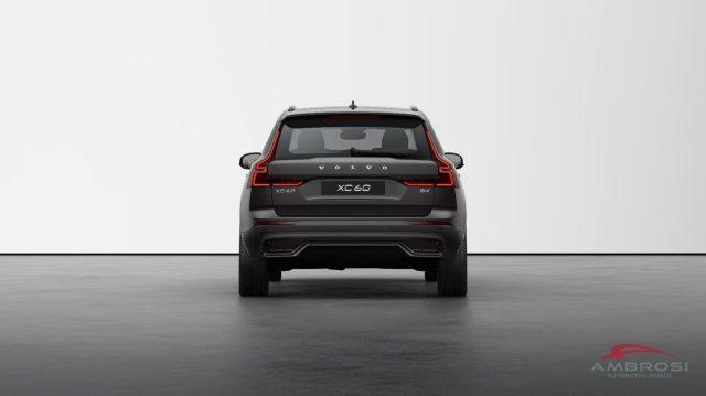 VOLVO XC60 Mild Hybrid B4 (d) AWD Plus Dark