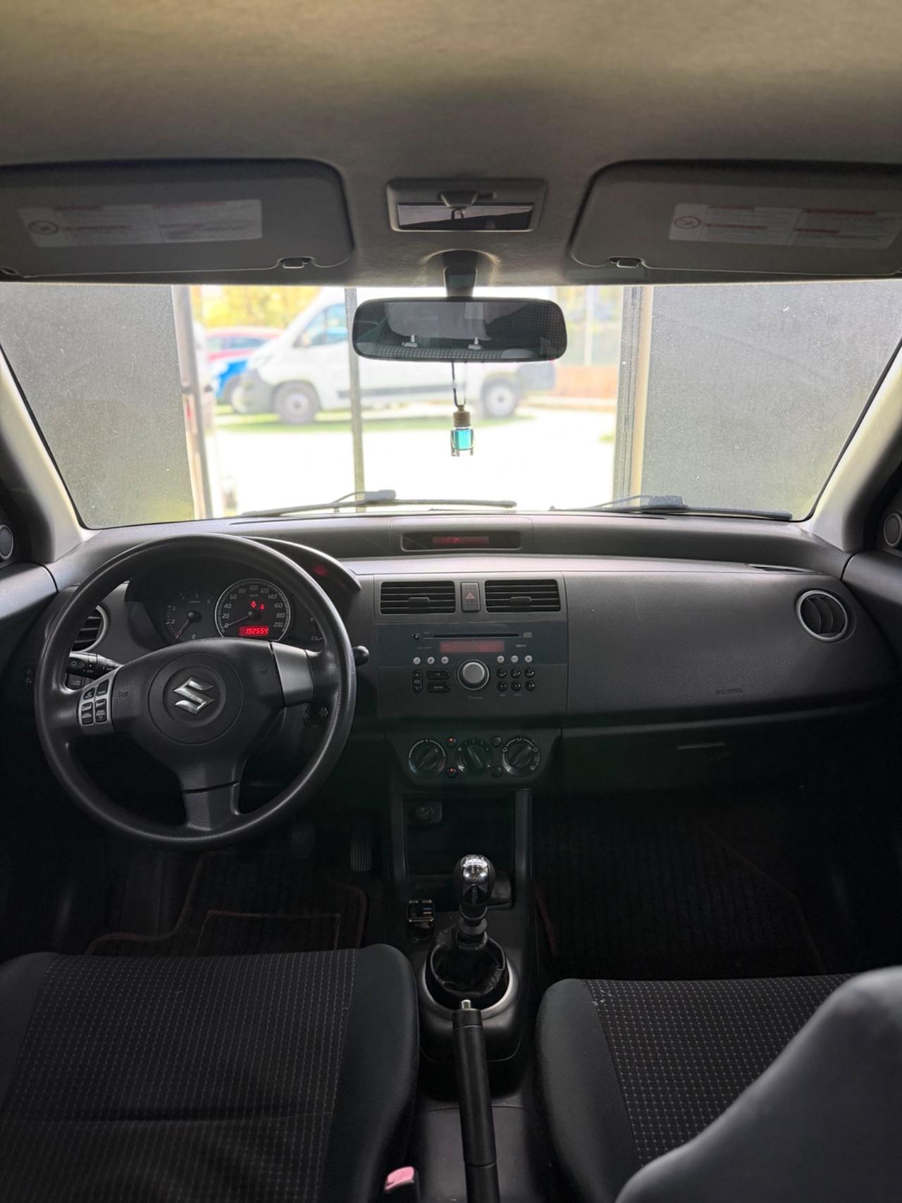 Suzuki Swift 1.3 Diesel 75cv