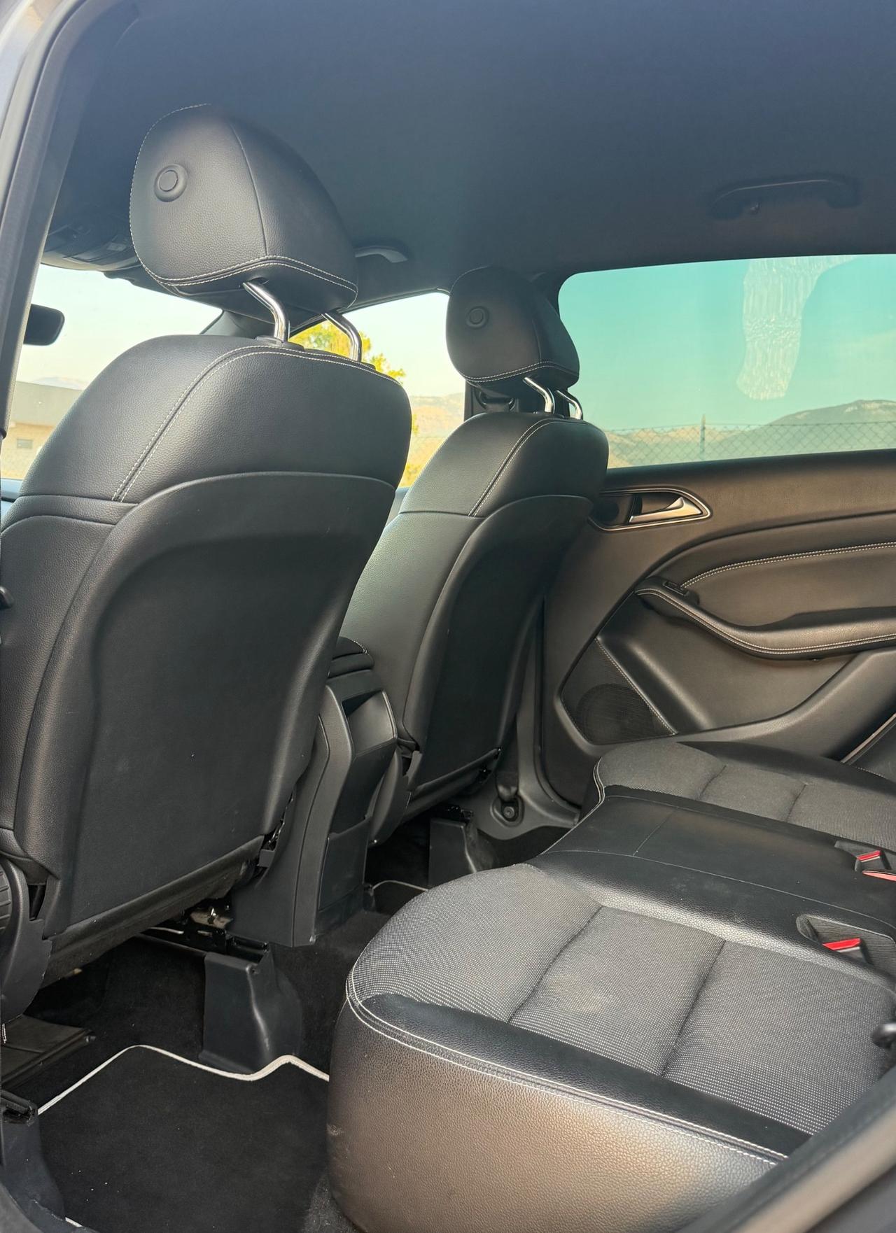 Mercedes-benz B 200 d Automatic 4Matic Premium