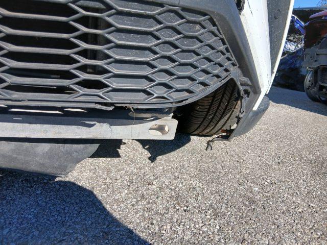 TOYOTA C-HR 2.0 Hybrid E-CVT