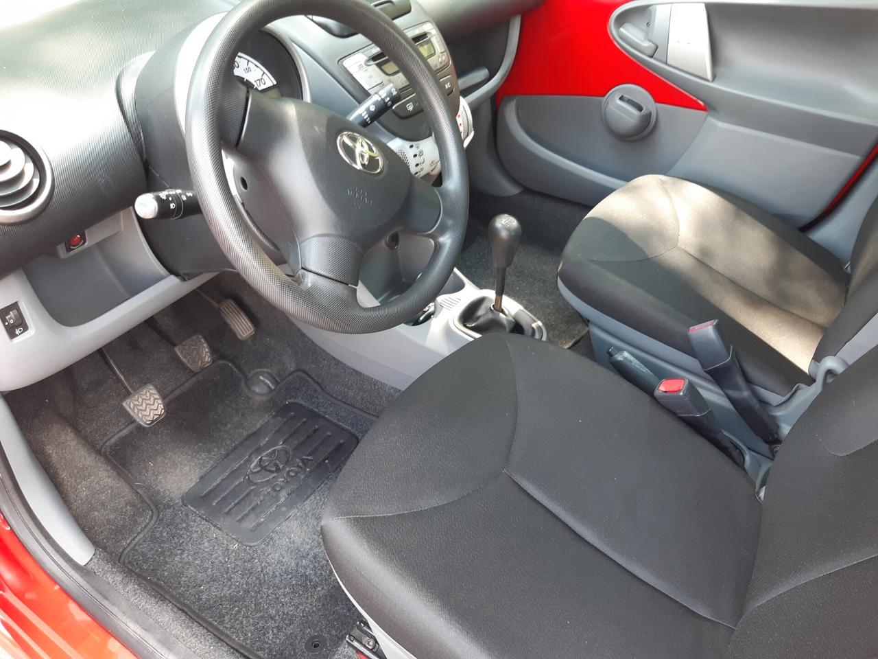 Toyota Aygo 1.0 12V VVT-i 5 porte