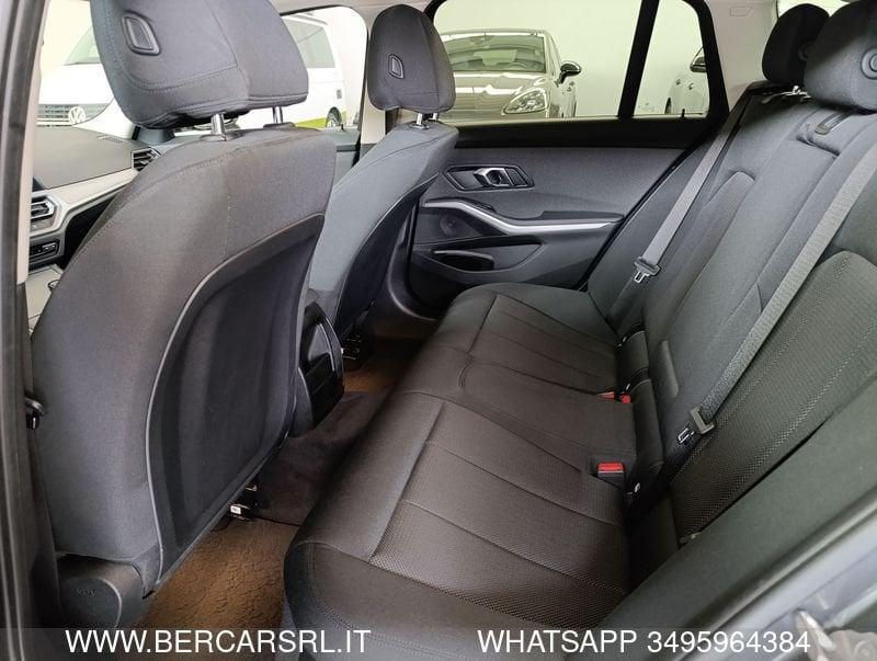 BMW Serie 3 318d 48V Touring Business Advantage