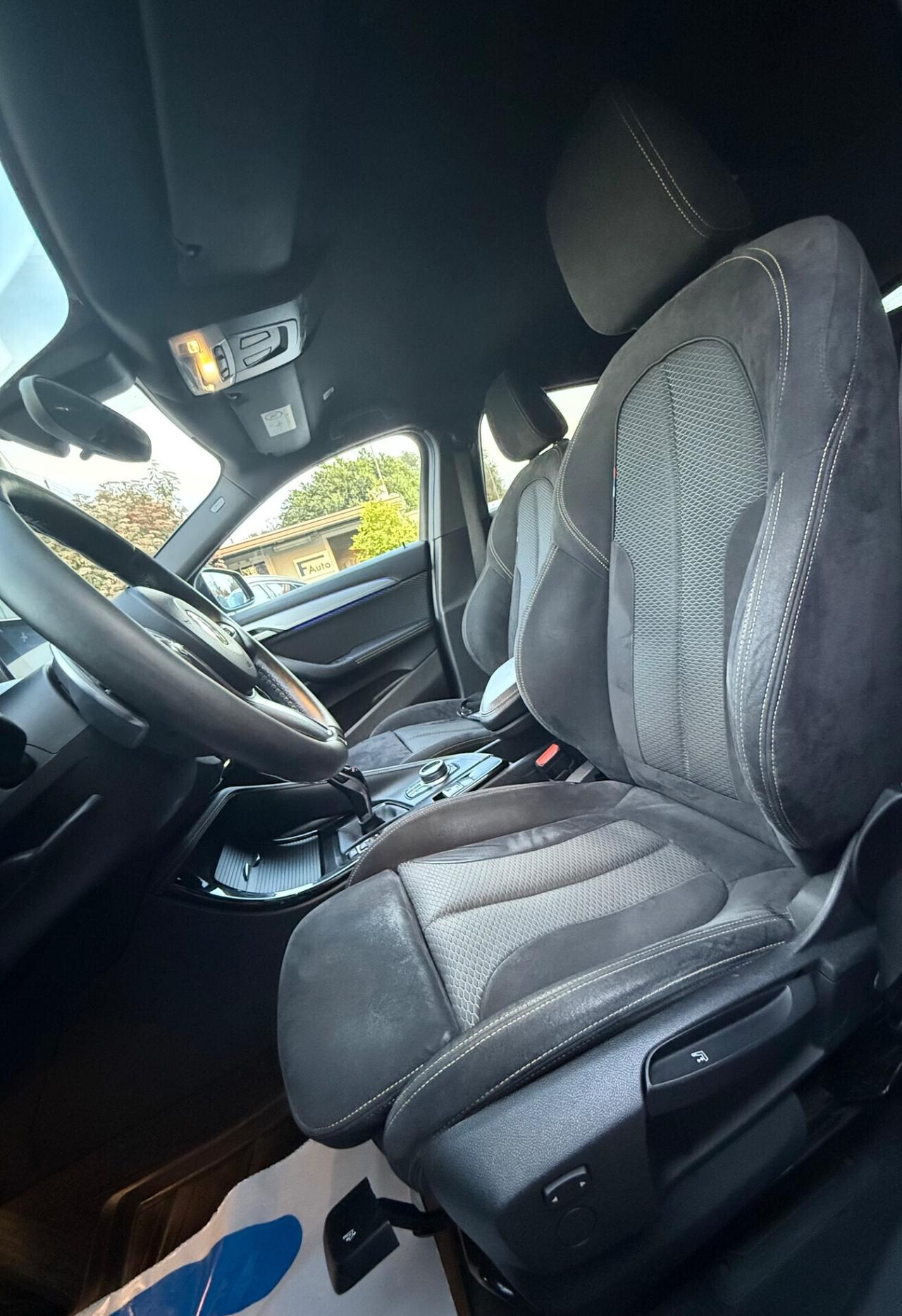 Bmw X2 xDrive20d Msport,LED multicolore,alcantara con cuc.gialle,cerchi neri,FULL OPTIONAL