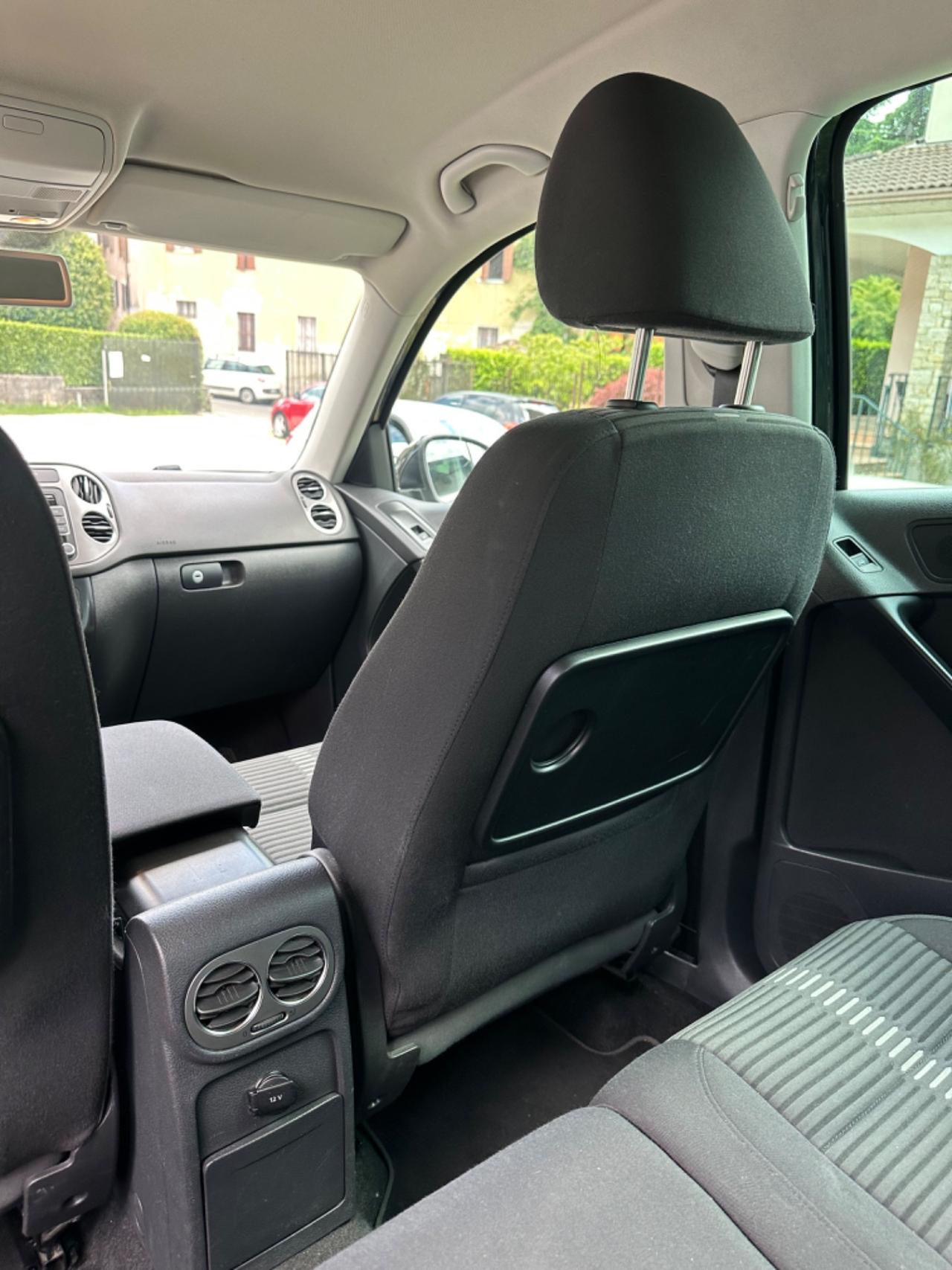 Volkswagen TIGUAN 2.0 TDI DPF 4MOTION DSG SPORT