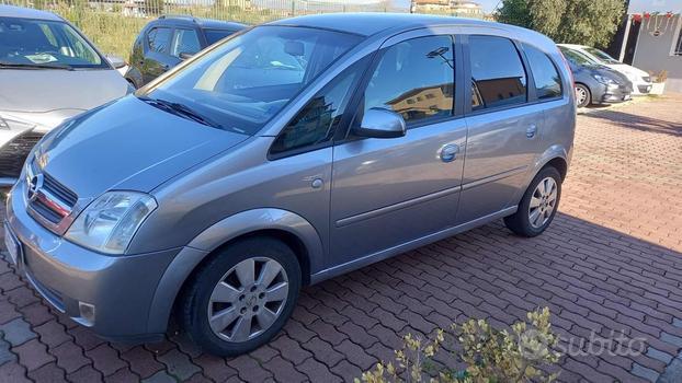 OPEL Meriva 1.7 CDTI 101CV Cosmo