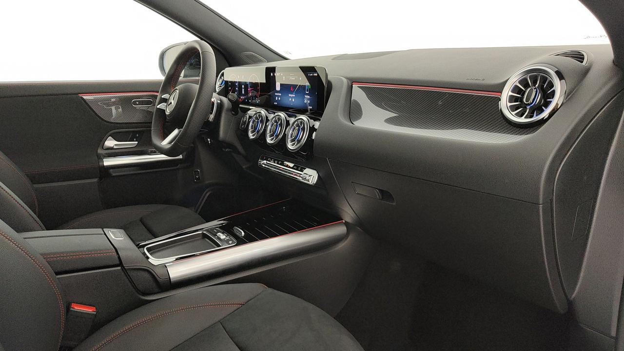 Mercedes-Benz GLA 200 d automatic