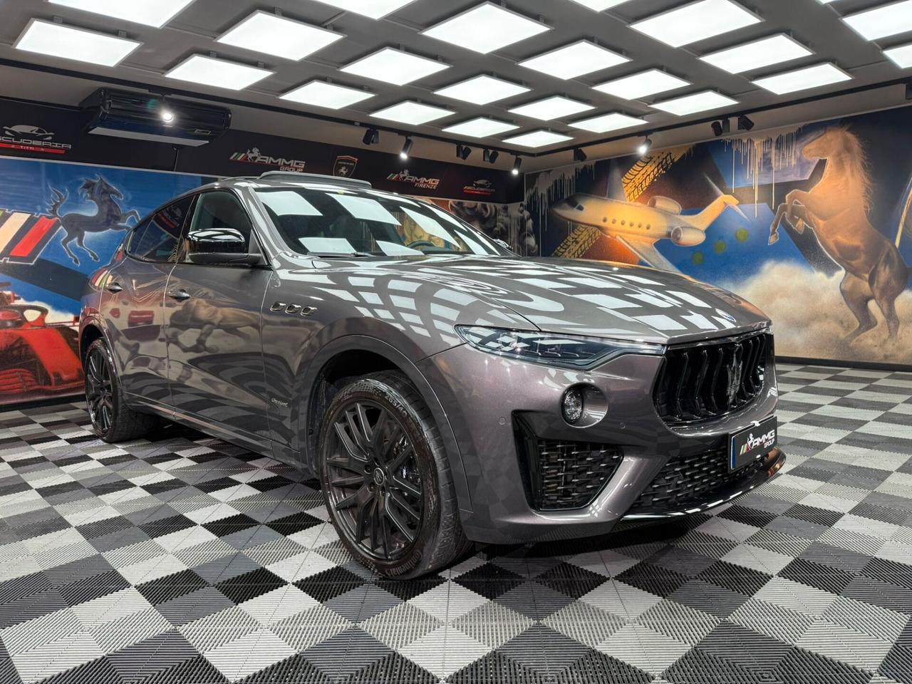 Maserati Levante V6 430 CV S AWD Granlusso (218)